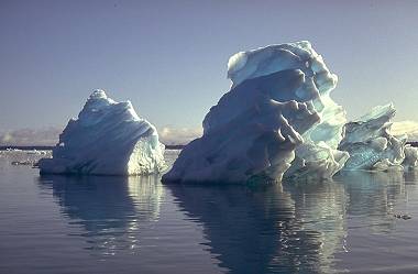 Weerhuisje.eu - Natuurijs - ijsbergen (foto Wolkenatlas, Georg Müller)s